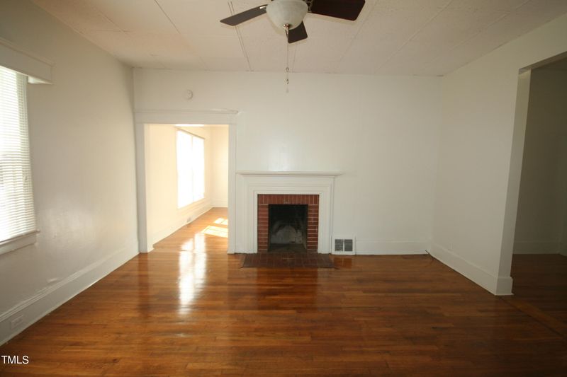 809 Parker St, Durham, NC 27701