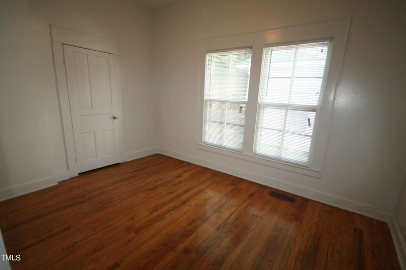 809 Parker St, Durham, NC 27701