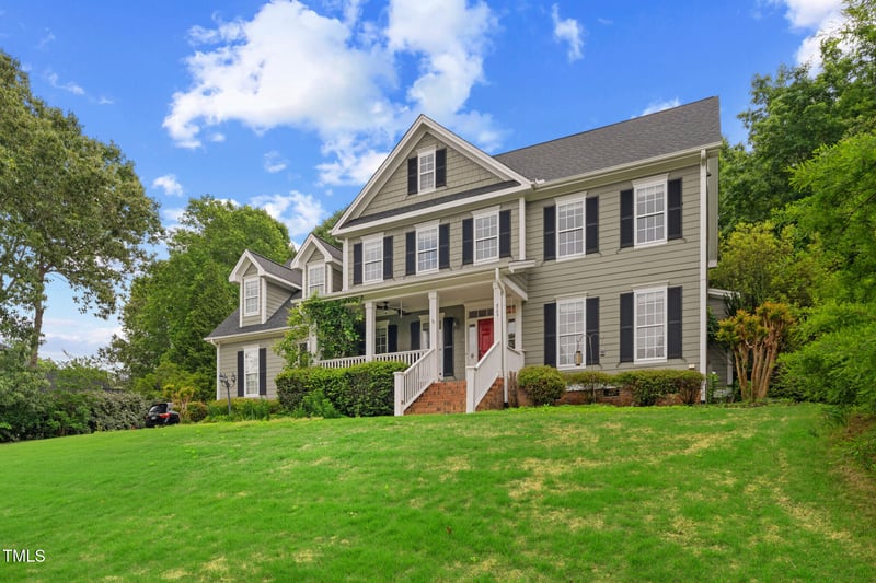 809 Parkridge Dr, Clayton, NC 27527