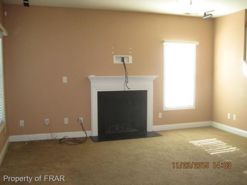809 Pittsford Pl, Hope Mills, NC 28348