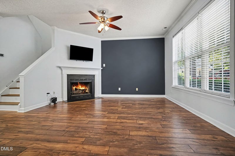 809 Rothshire Ct, Raleigh, NC 27615