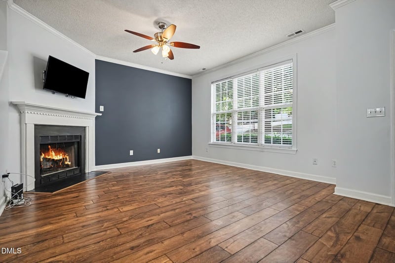 809 Rothshire Ct, Raleigh, NC 27615