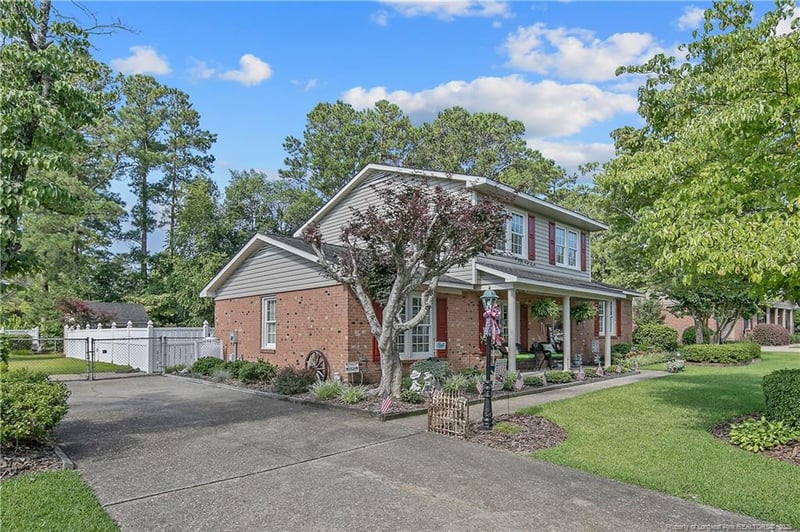 809 Southview Cir, Fayetteville, NC 28311