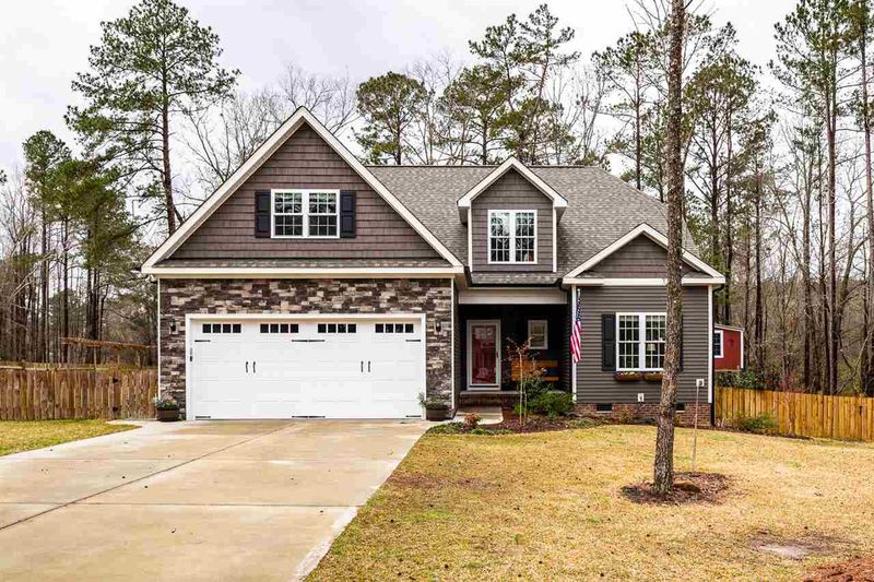 809 E Stanley St, Four Oaks, NC 27524