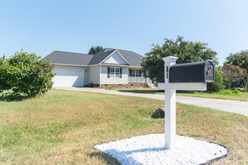 81 Beasley Estates Dr, Benson, NC 27504