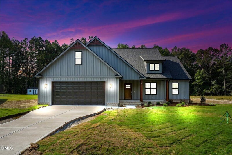 81 Birchtop Cir, Zebulon, NC 27597