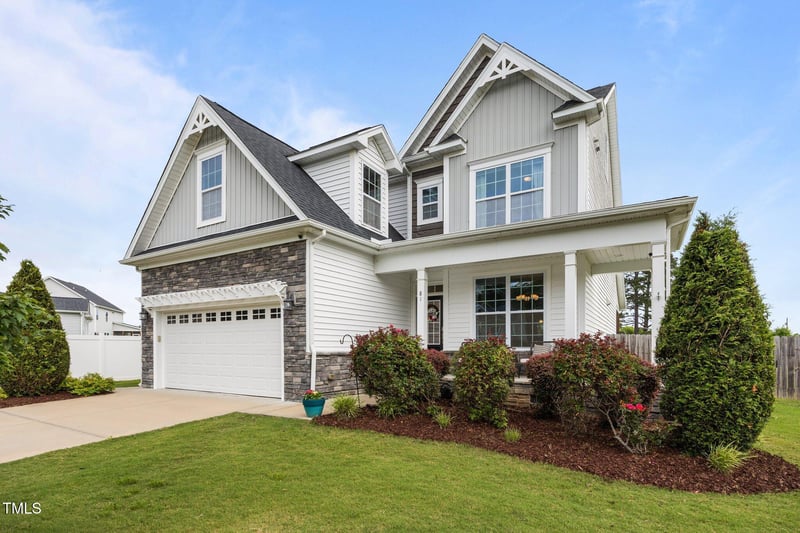 81 Dot Ct, Fuquay Varina, NC 27526