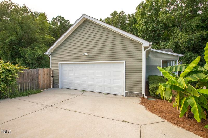 81 Henry Rifle Ln, Angier, NC 27501