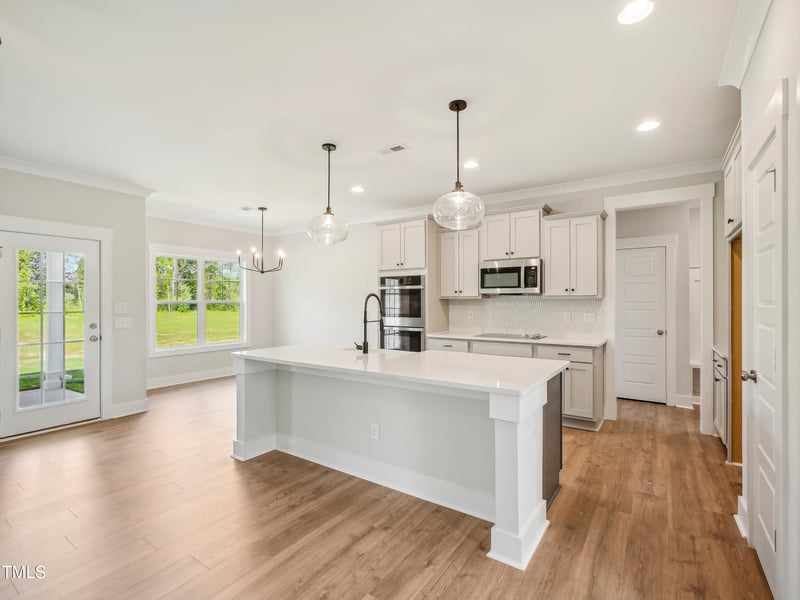 81 Hewitt Woods Dr, Clayton, NC 27527