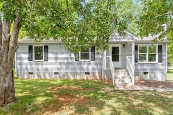 81 Honeysuckle Dr, Pittsboro, NC 27312