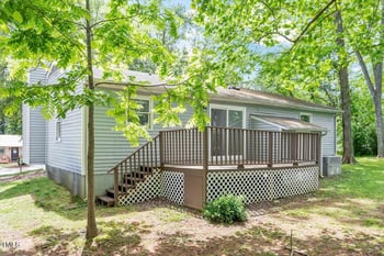 81 Honeysuckle Dr, Pittsboro, NC 27312