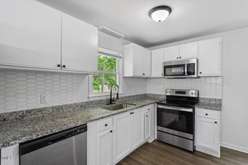 81 Honeysuckle Dr, Pittsboro, NC 27312