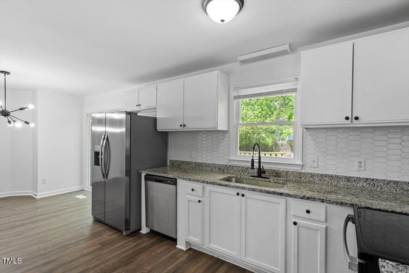 81 Honeysuckle Dr, Pittsboro, NC 27312