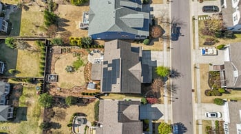 81 Juneberry Dr, Chapel Hill, NC 27516