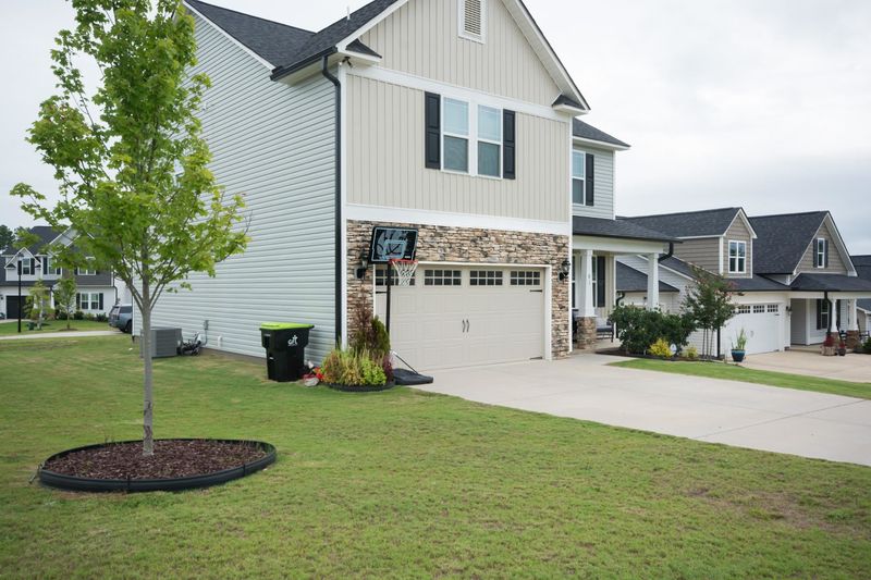 81 Mountain View Dr, Garner, NC 27529