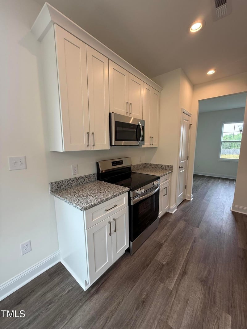 81 Reece Dr, Sanford, NC 27332