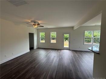 81 Reece Dr, Sanford, NC 27332