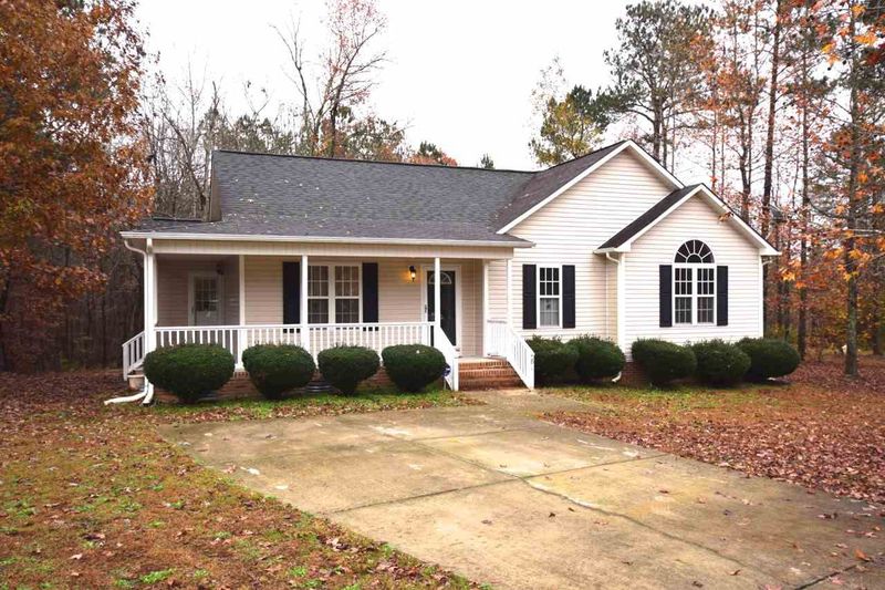 81 Twin Pines Ct, Clayton, NC 27527