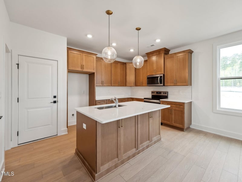 810 Barlow Dr #252, Knightdale, NC 27545
