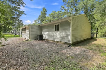 810 Felicia St, Durham, NC 27704