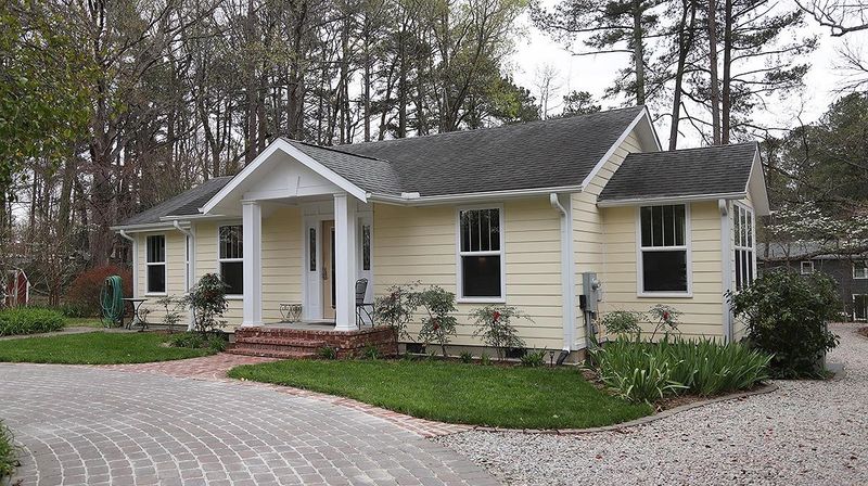 810 N Harrison Ave, Cary, NC 27511