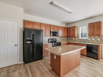 810 Howdenshire , Knightdale, NC 27545