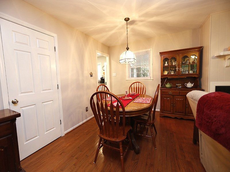810 Knight Dr, Durham, NC 27712