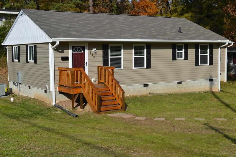 810 Lorain Ave, Durham, NC 27704