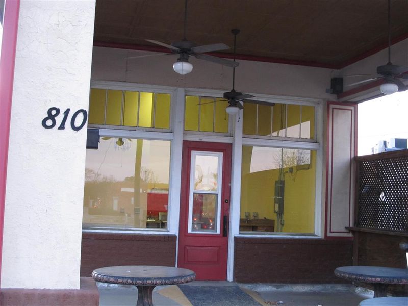 810 Main St S, Lillington, NC 27546