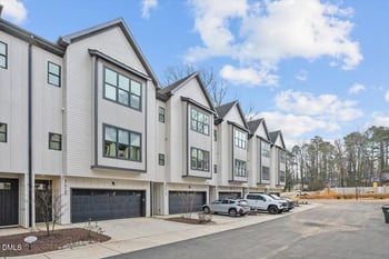 810 Maple Berry Ln #105, Raleigh, NC 27607