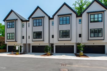810 Maple Berry Ln, Raleigh, NC 27607