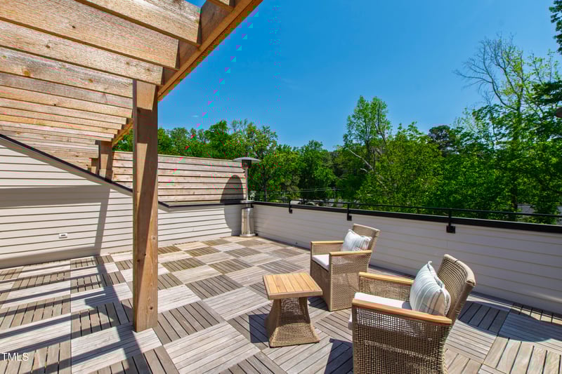 810 Maple Berry Ln, Raleigh, NC 27607