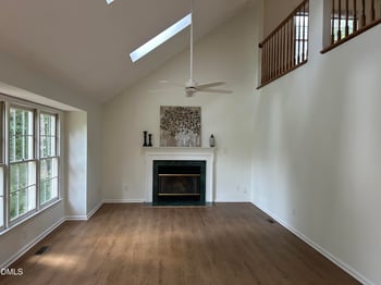 810 Northampton Dr, Cary, NC 27513