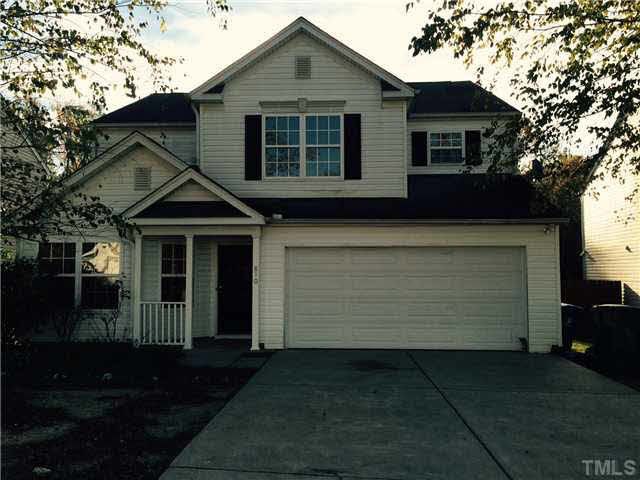 810 Pebblestone Dr, Durham, NC 27703