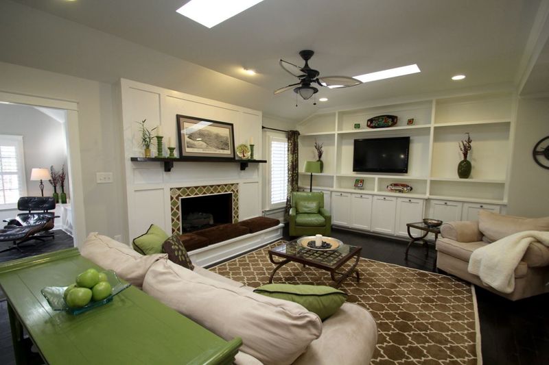 810 Queensferry Rd, Cary, NC 27511