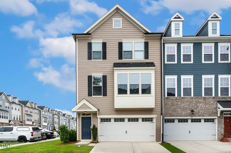 810 Richmont Grove Ln, Apex, NC 27523