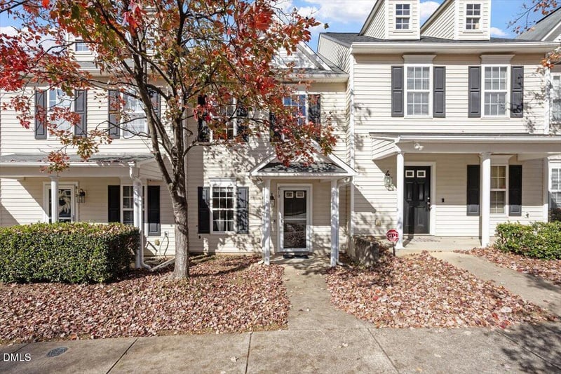 810 Savin Ldg, Knightdale, NC 27545