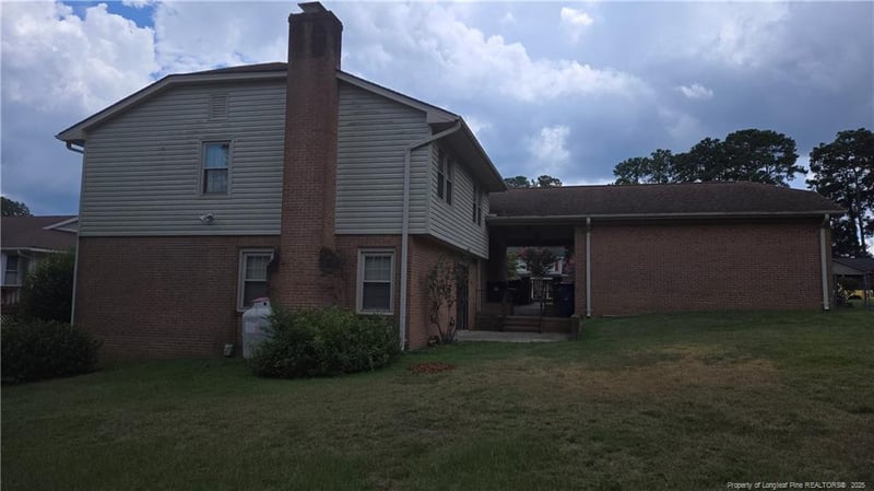 810 Southview Cir, Fayetteville, NC 28311