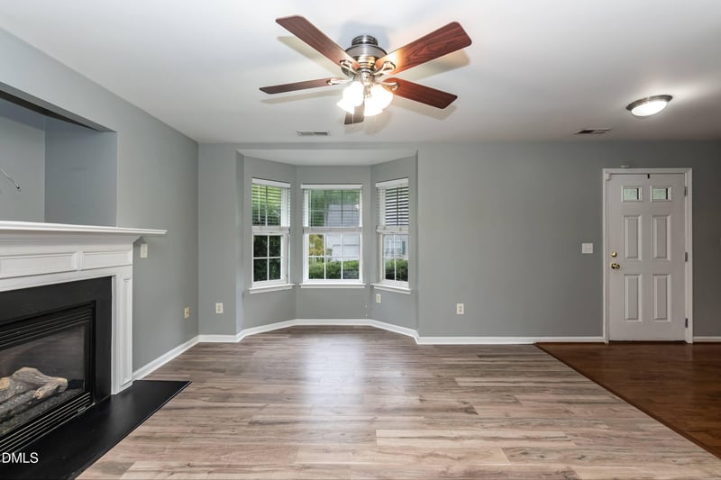 810 Steamboat St, Knightdale, NC 27545