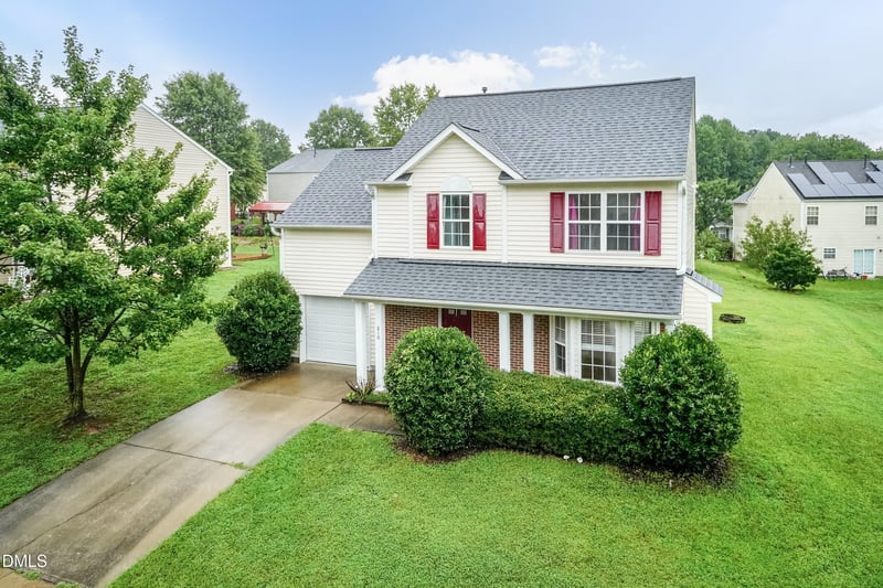 810 Steamboat St, Knightdale, NC 27545