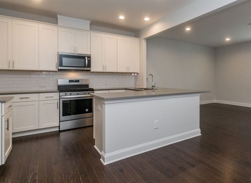 810 Talbot Pl #333, Durham, NC 27703
