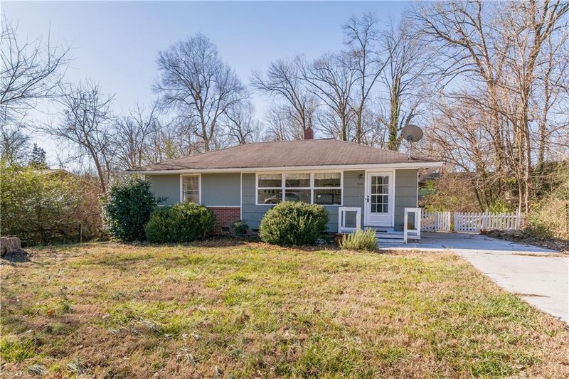 810 Trail One, Burlington, NC 27215