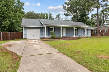 810 Whispering Pines Rd, Fayetteville, NC 28311