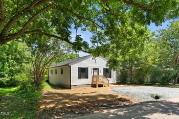 810 Williams St, Burlington, NC 27217