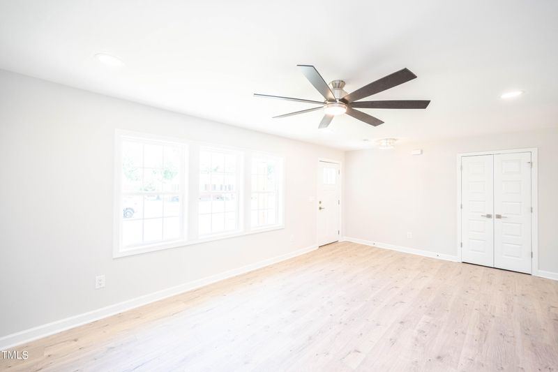 810 S Wilmington Ave, Dunn, NC 28334