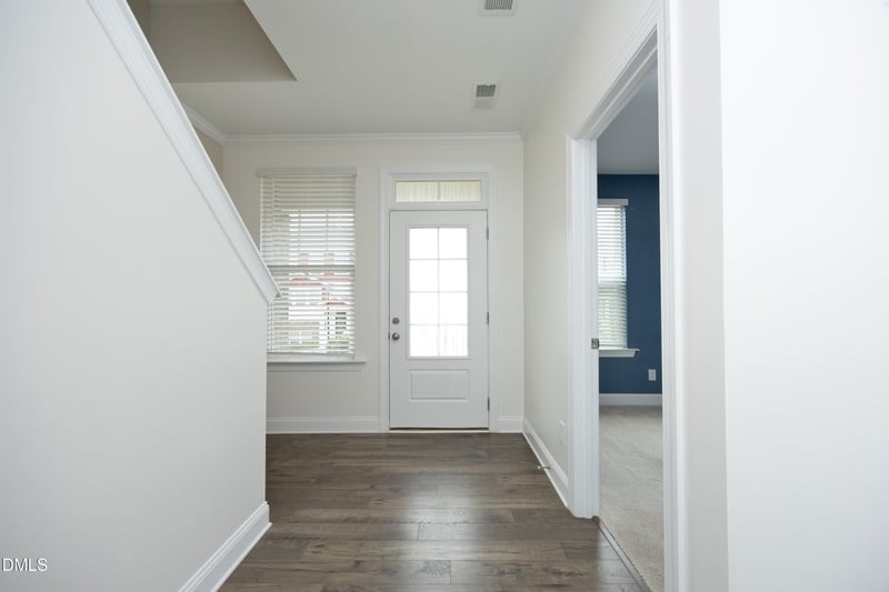 810 Winter Meadow Dr, Wake Forest, NC 27587