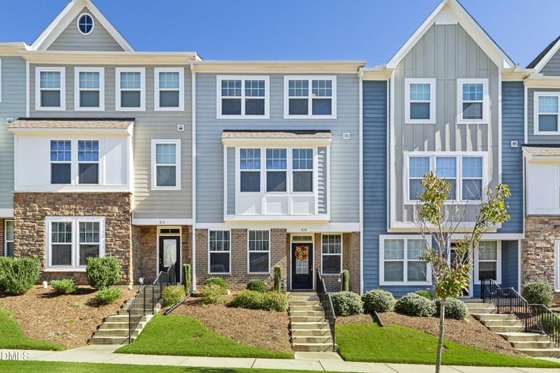 810 Winter Meadow Dr, Wake Forest, NC 27587