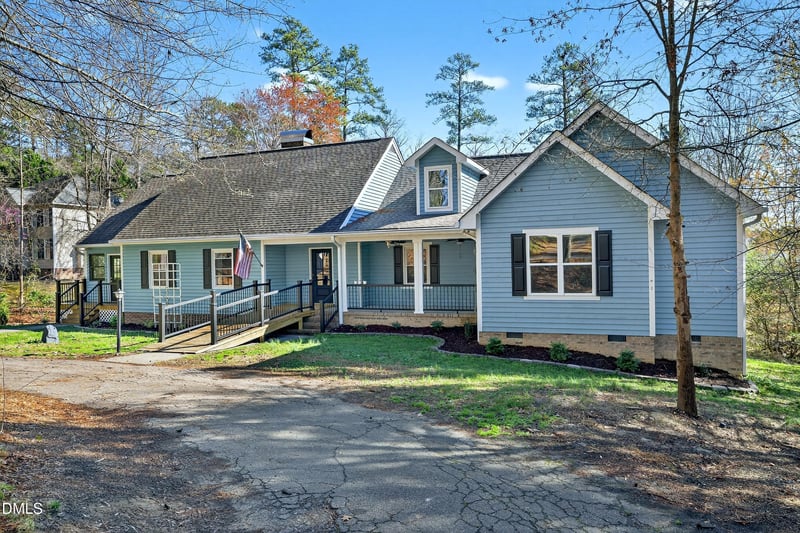 810 Woodland Rd, Creedmoor, NC 27522
