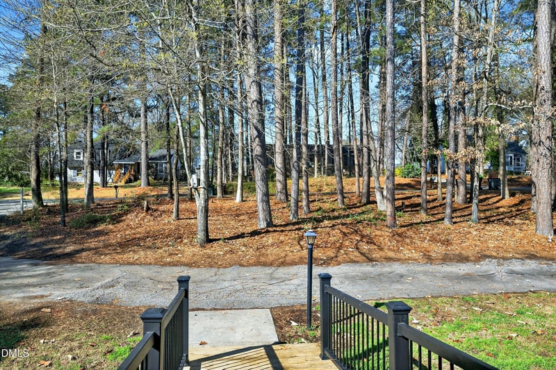 810 Woodland Rd, Creedmoor, NC 27522
