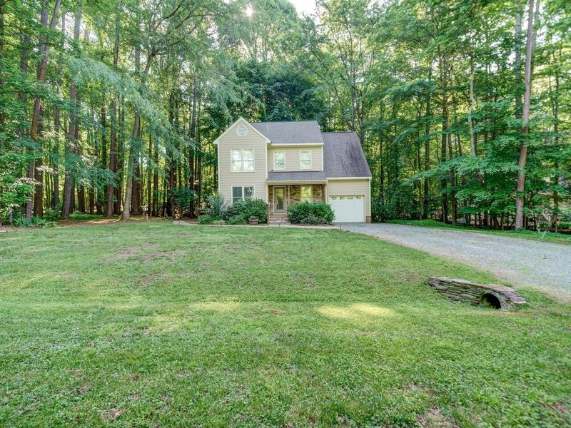 8100 Kit Ln, Chapel Hill, NC 27516